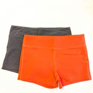 Lot 2 Athleta Chaturanga Shortie Shorts Mid-Rise Medium